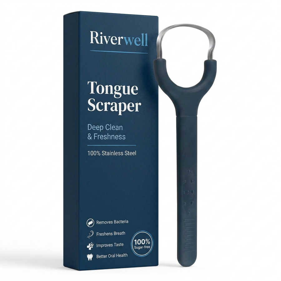 IMAGE: tongue scraper result / clean tongue close-up. Square 1:1.